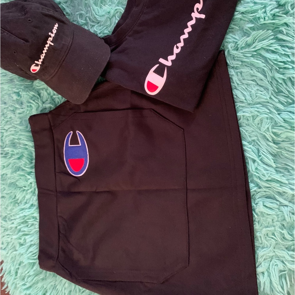 Very cute stylish outfit made by champion